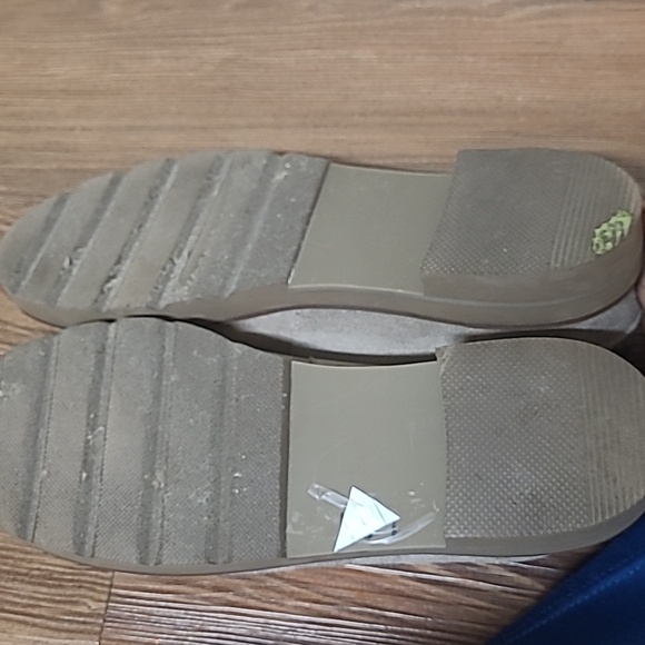 Anne Klein Tan‎ Suede Loafers - Picture 3 of 6